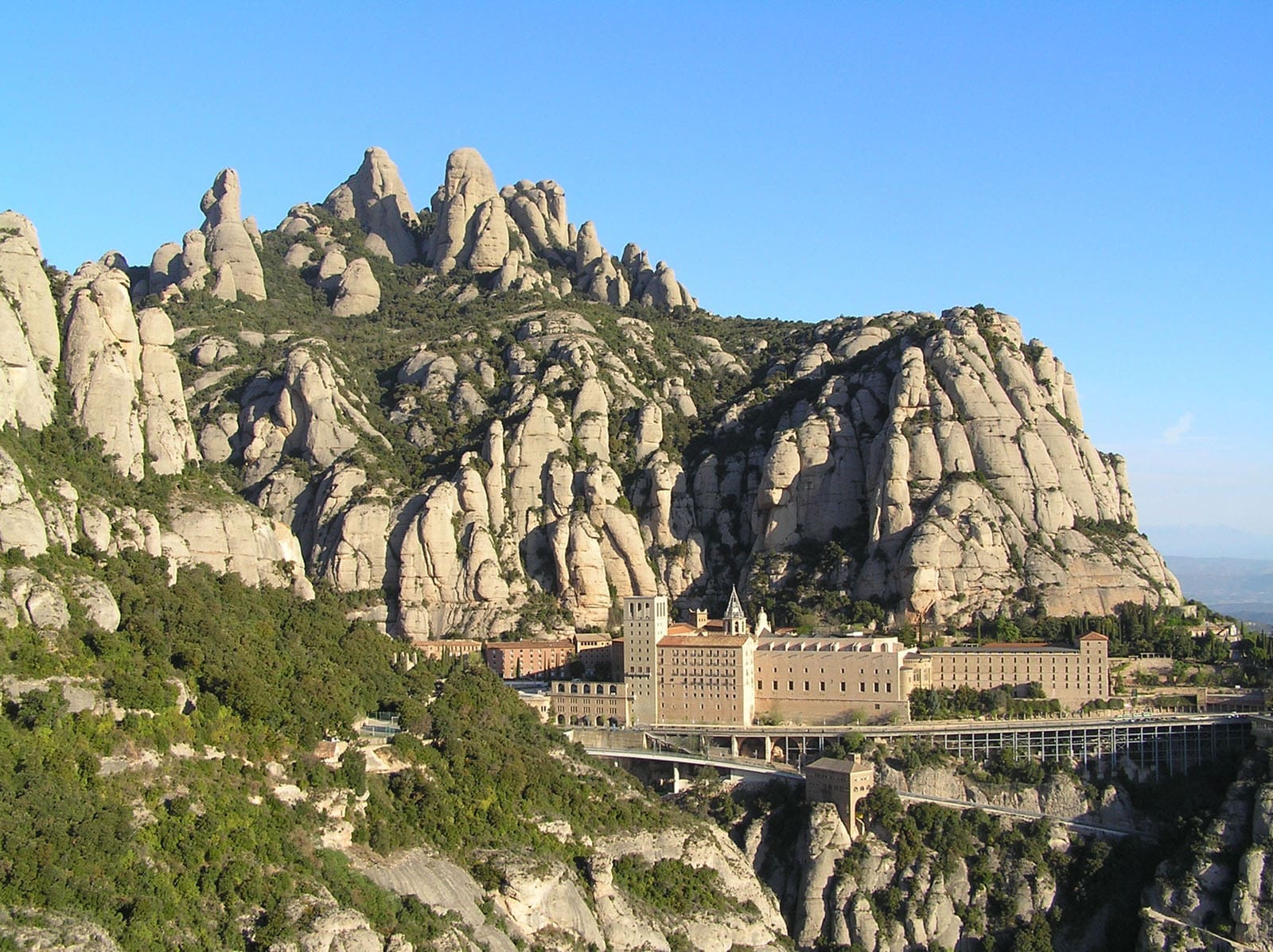 ElSantuariilaSerradeMontserrat ElSantuarioylaSierradeMontserrat