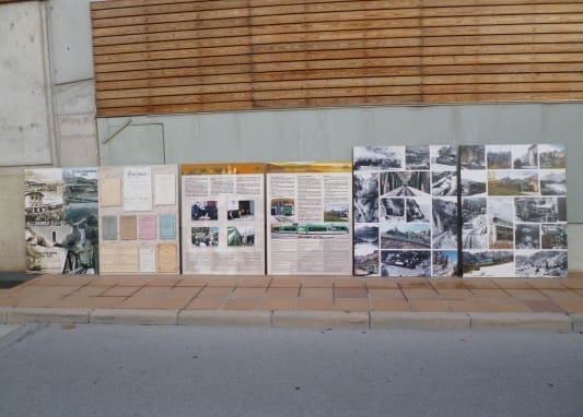 Cartells i fotos en una exposició sobre el Funicular de Sant Joan / 