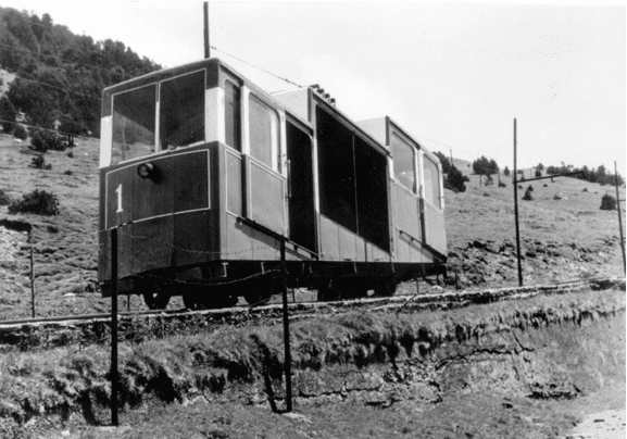 Foto de l´antic funicular del Clot de la Vall de Núria / Foto del antiguo funicular del Clot de la Vall de Núria